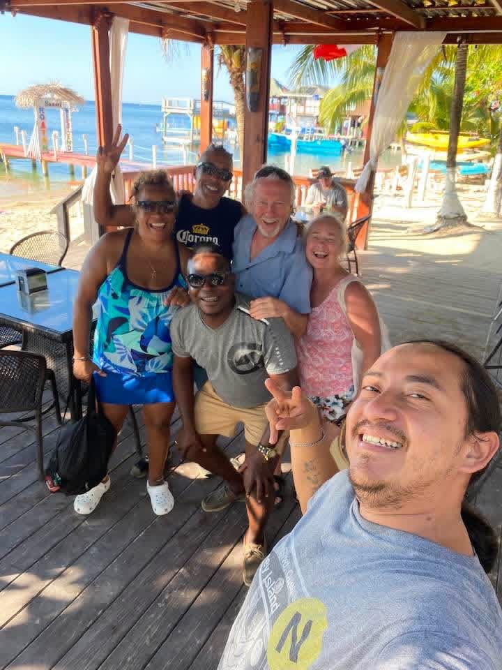 Island sightseeing in Roatan